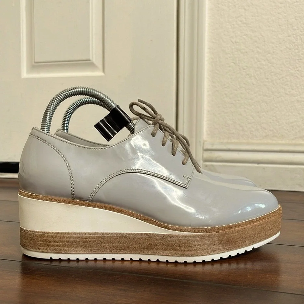Janet Sport Platform Oxfords Women's size 39 Grey Patent Leather Lace Up Wedge‎